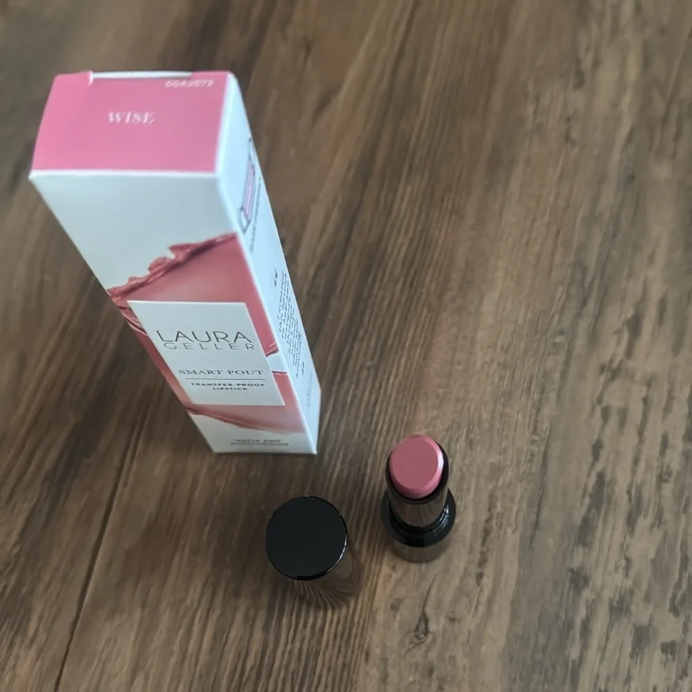 Laura Geller Smart Pout  Transfer Proof Lipstick Shade Wise